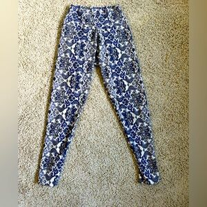 Liquido hot yoga or SUP leggings